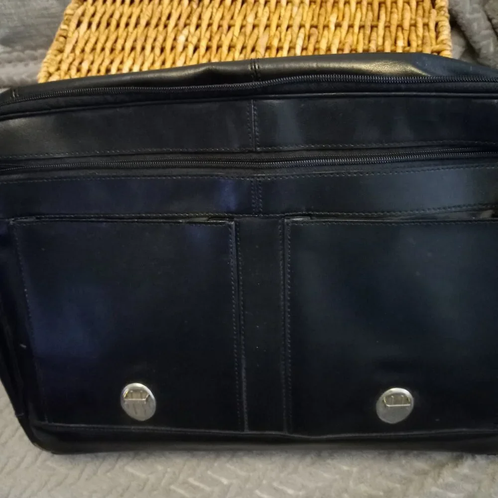 Wilsons Leather pre owned